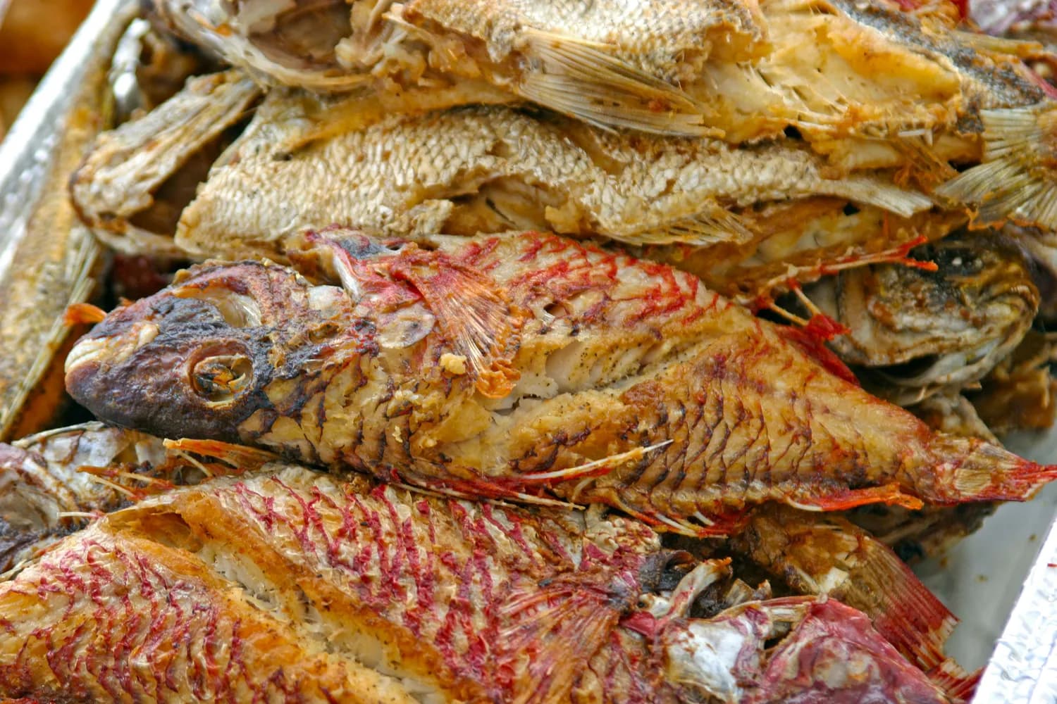 烧烤鱼肉：最健康的烹饪方式？