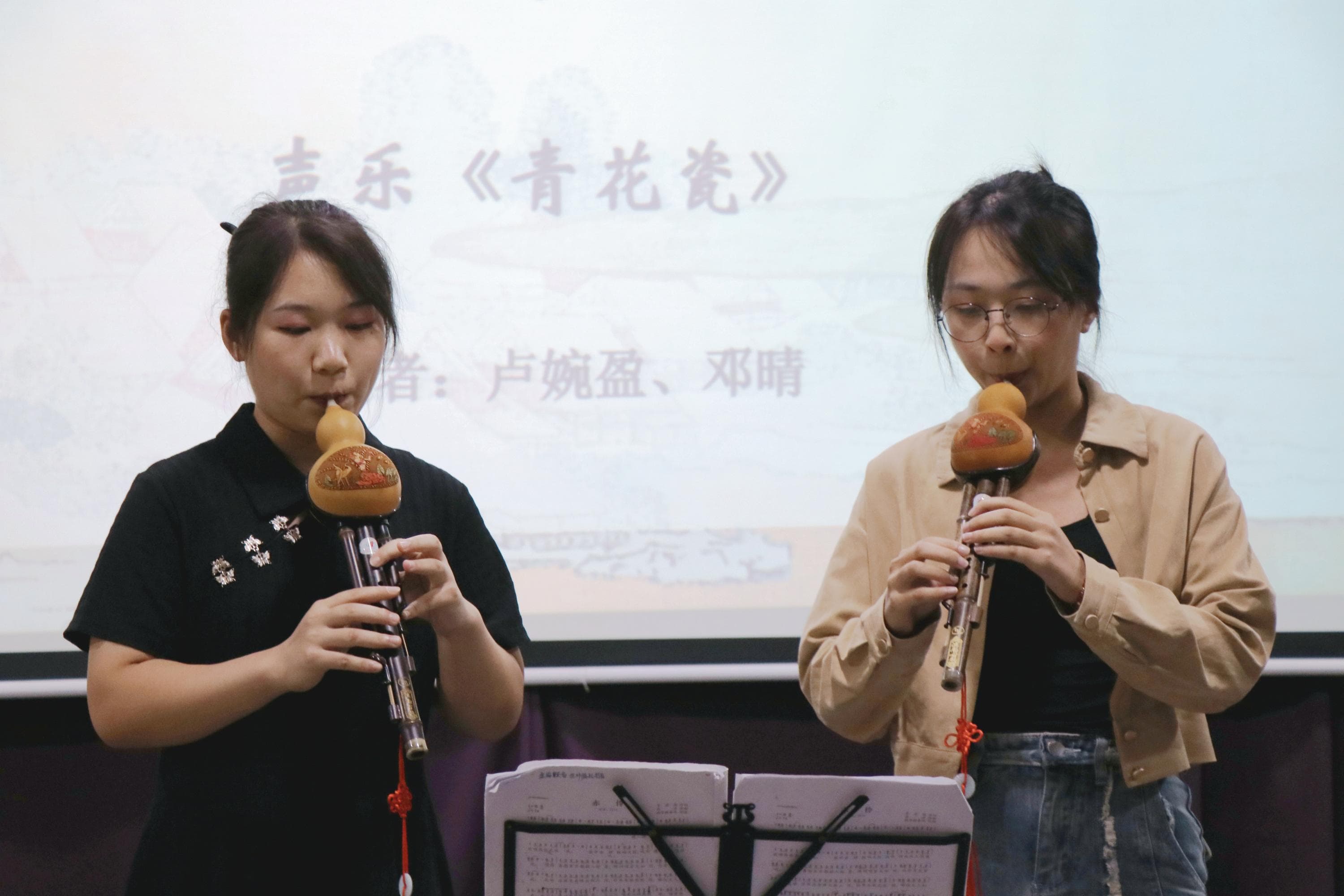 以青春之力，点燃传统文化之火  ——第三届儒家经典跨语言诵读大会幕后的故事