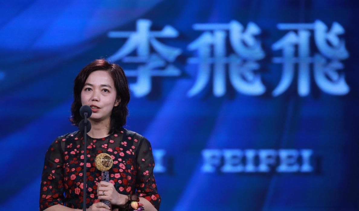不到50美元！李飞飞团队训练出媲美DeepSeek R1的推理模型