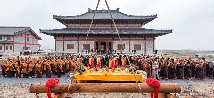 西递村：千年古村落里的"桃花源"