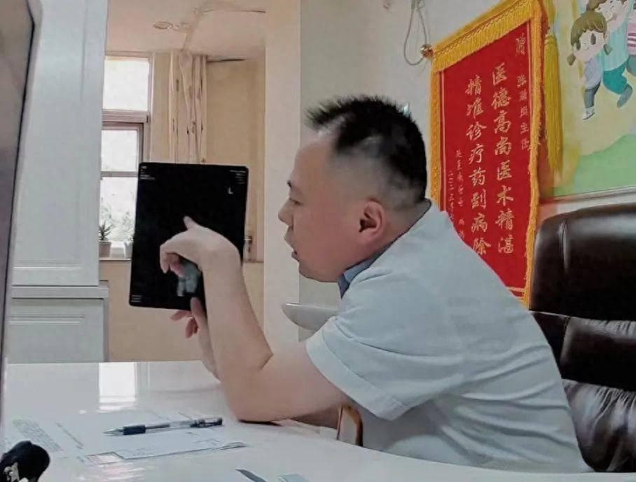 警惕！停止长高的4个信号，若是全中，孩子的身高就基本定型了！