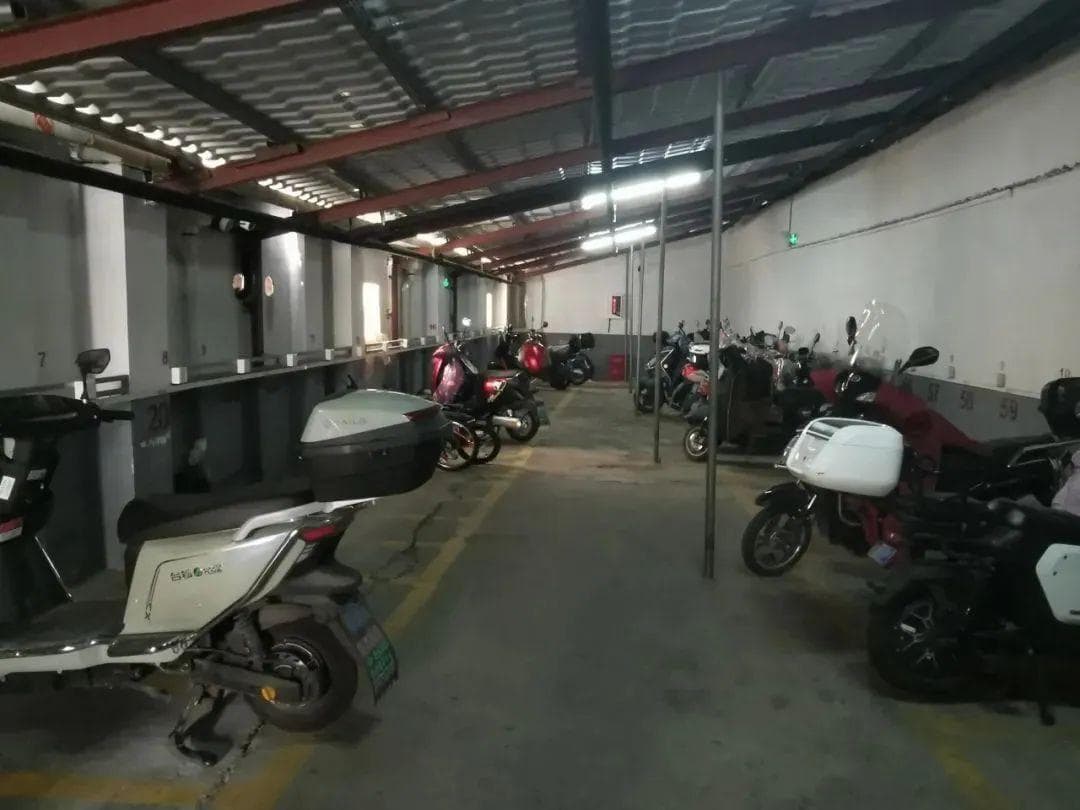 对电动车安全隐患说不！这个街道这样做→