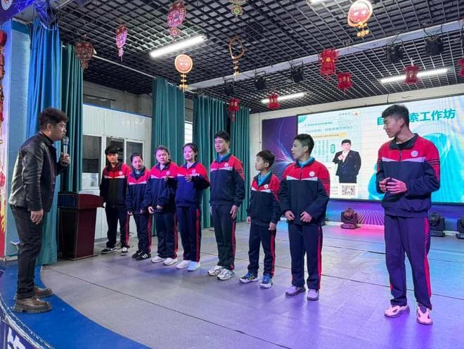 叛逆青少年心理课堂：掌握压力管理，为心灵减压