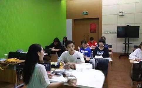 影视艺术分析：影评写作的五个步骤