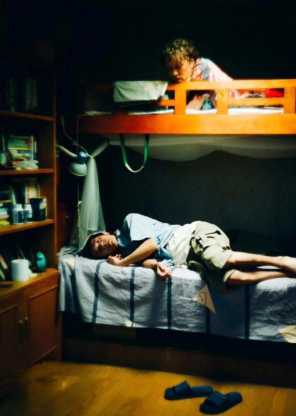 《小小的我》：沉重题材不再是“残忍景观”，而是个体生命力的表达高地