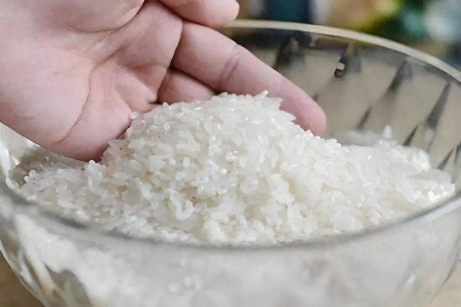 打蜡大米的危害与鉴别方法