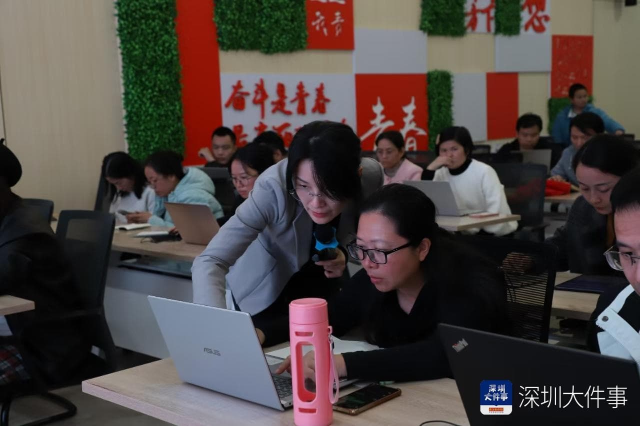 在深圳AI学习有多热？公务员、新手宝妈、外卖小哥都加入了