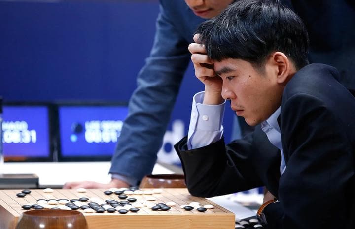 被AlphaGo击败的李世石，用8年重建崩塌的世界