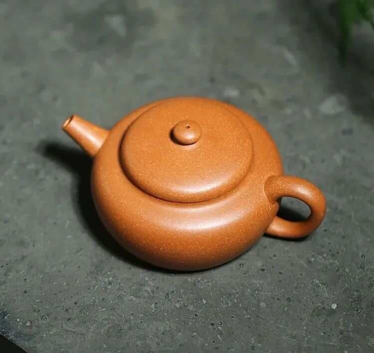 紫砂降坡泥：四大特点与泡茶指南