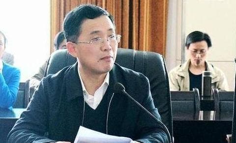 揭秘：市长秘书VS秘书长，职位背后有何不同？