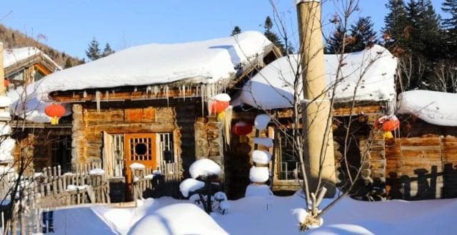 雪乡旅游全攻略：特色雪景木屋，交通住宿详解