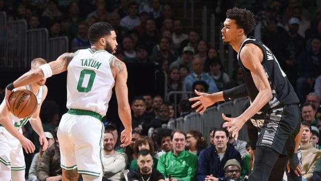 拒绝24分逆转！塔图姆32+14+7，绿军险胜！保罗创NBA历史第2纪录