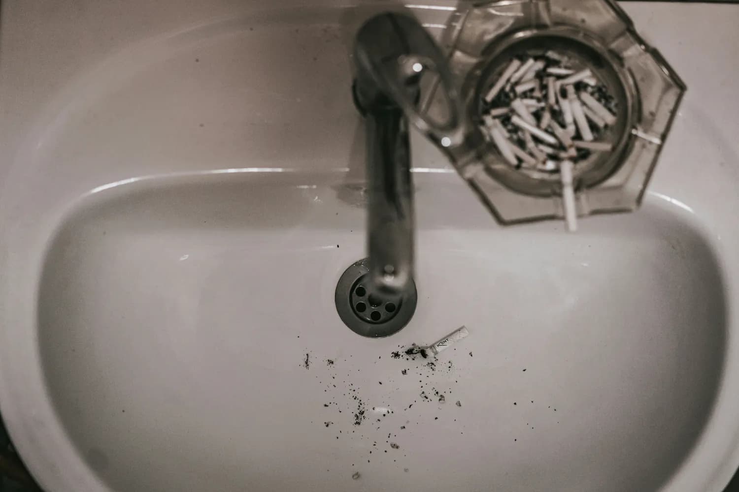 管道除臭剂：告别洗碗池恶臭