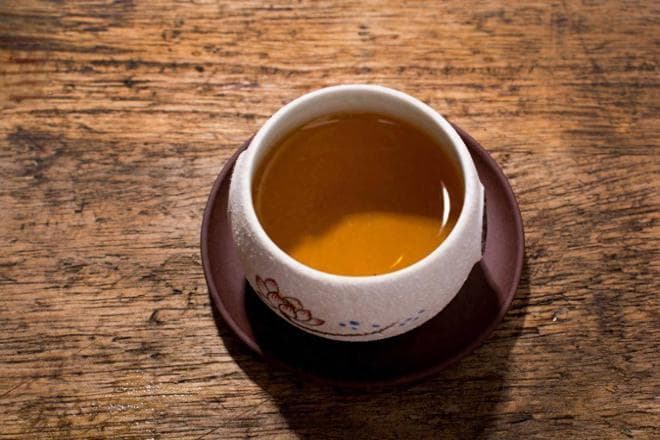 99%的人都在喝“香精茶”？茶叶市场暗黑产业链，教你辨别真假茶