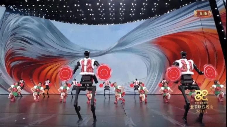 黑科技大集结！2025蛇年春晚AI机器人与虚拟技术引爆视听盛宴