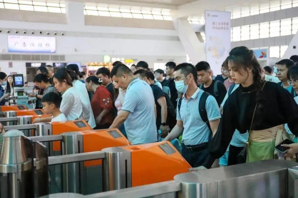 南铁集团实施新一轮列车运行图调整