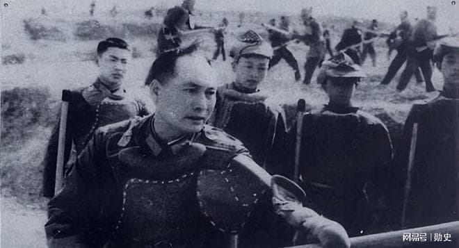 “野心家”张万年，得到陈赓赏识，40年后功成名就