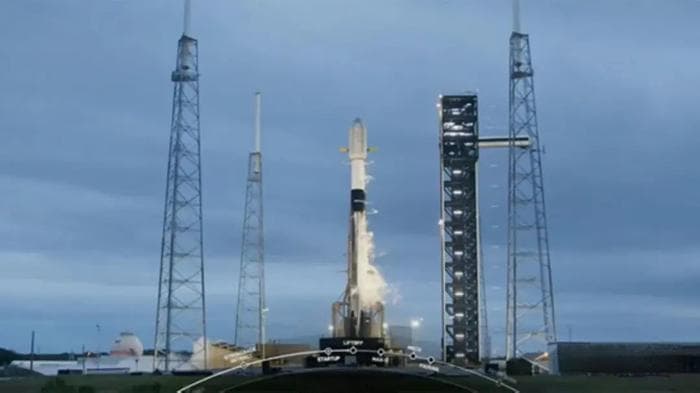 马斯克宣布：SpaceX首次实现火箭跨国回收