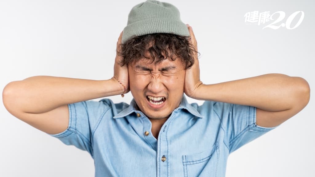 过年最怕被逼问「什麼時候結婚？」「怎麼還不生孩子？」專家建議先備好幽默轉移話題