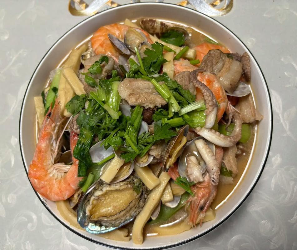 天津特色美食：烩饼焖饼