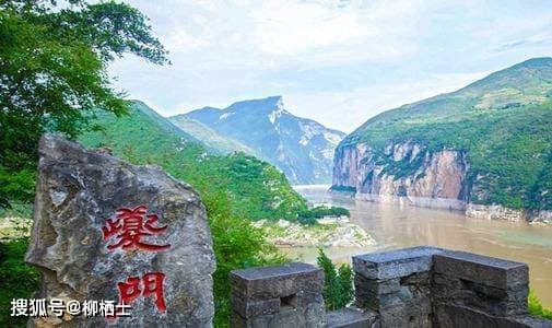 【高考作文】材料作文“待人处事保留分寸感”审题分析与例文导写
