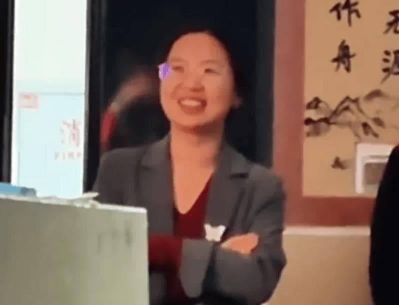 老师教你的文字，你却作词，谱曲送给了她