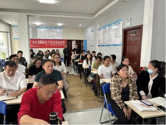 望仙谷：“就业之家+孵化基地”模式助力就业创业