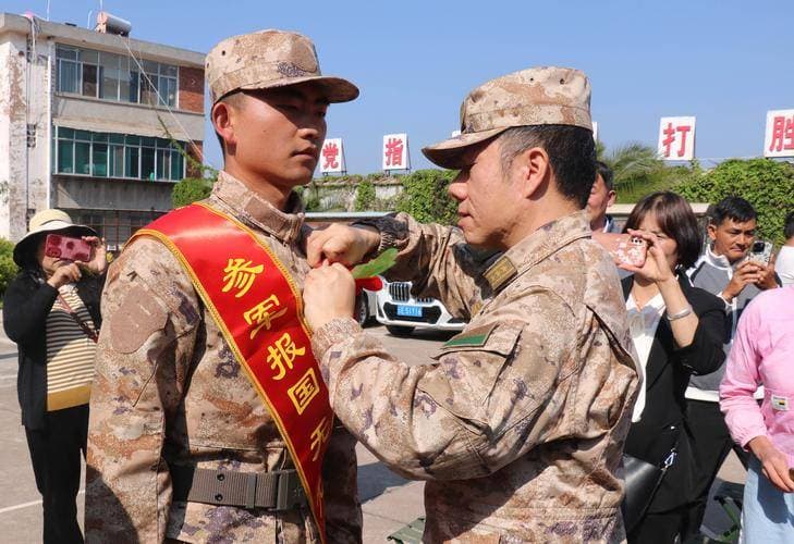 新兵如果很想家，兵爸兵妈该怎么办？