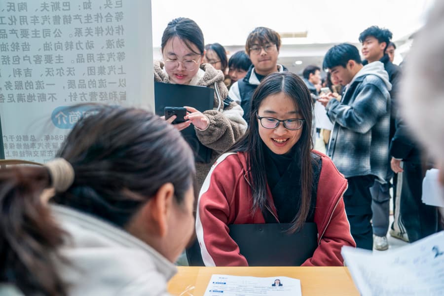 哪类工科毕业生更受企业青睐？这场校招透露，“即战力”是关键