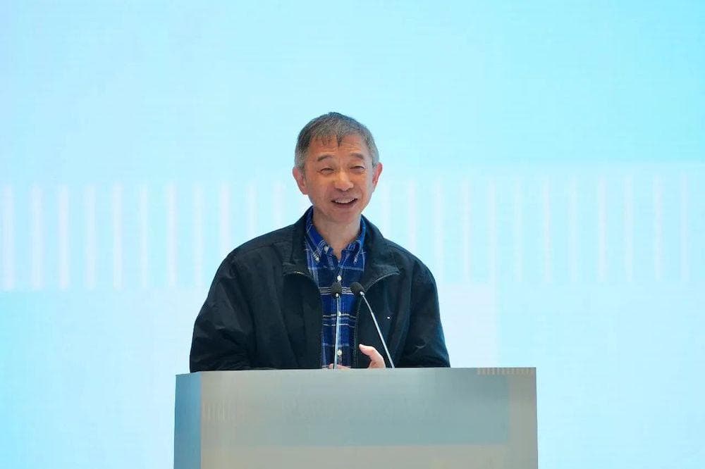 王坚：AI和大数据时代，科技创新也应“开源”