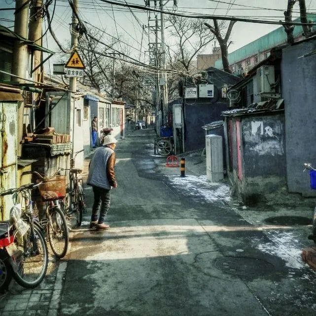 人老了为什么身上会有“味”？有些“老人味”可能是疾病信号