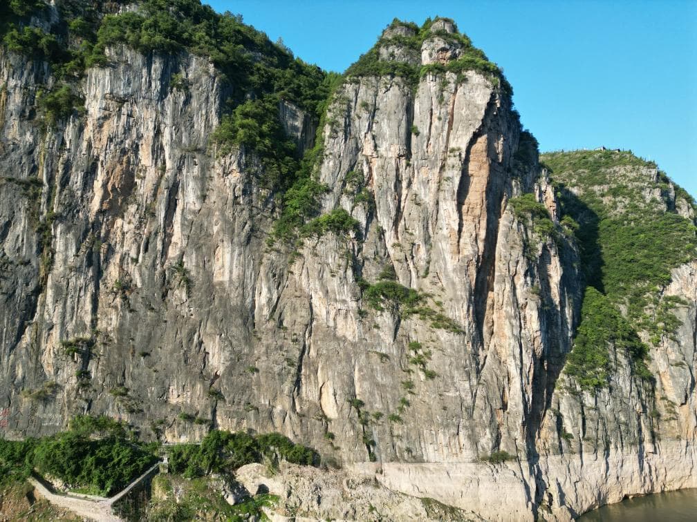 护生态、保古迹、治危岩——重庆奉节打好三峡库区危岩治理攻坚战