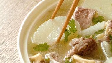 节后刮油菜谱：清炖萝卜牛腩和三鲜汤，少油少盐还很鲜