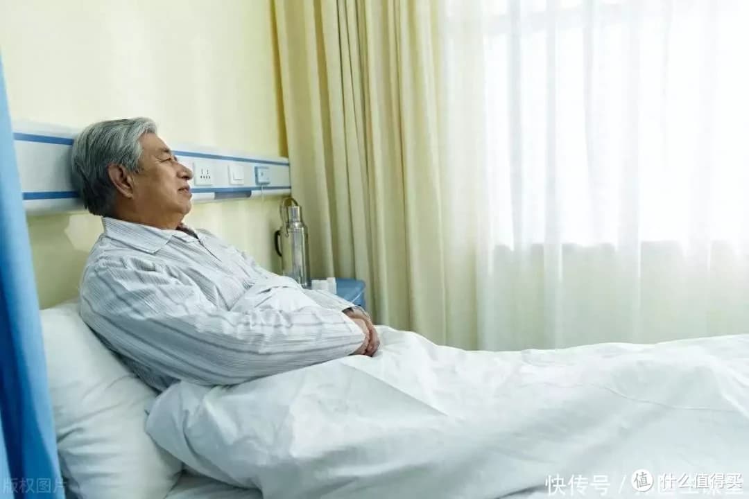 为什么有人能感觉死期？医生：人死前的一年，会出现5种感觉