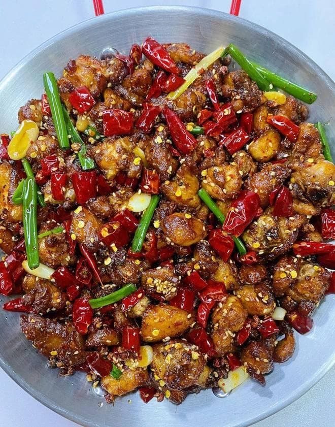 麻辣风情：四川美食的独特韵味