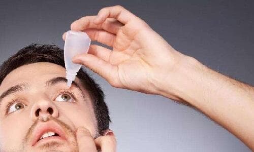缓解干眼症，正确使用人工泪液注意事项