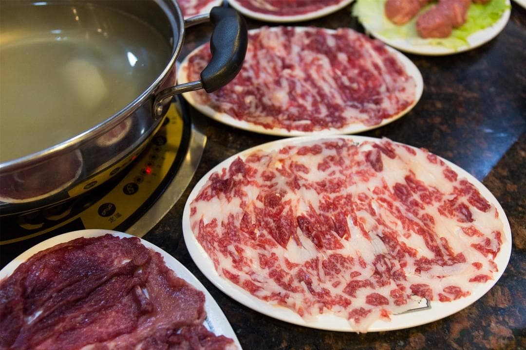 盘点中国最惊艳的10种牛肉吃法，潮汕牛肉火锅，淮南牛肉汤上榜