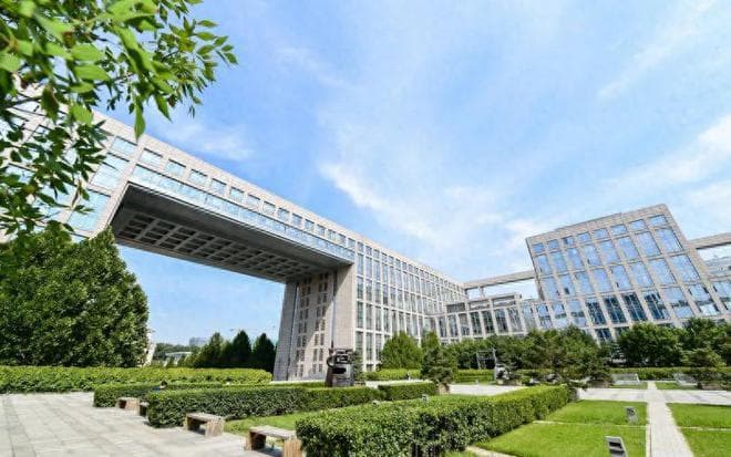 北航vs北理工：航空航天与国防科技顶尖学府特色对比解析