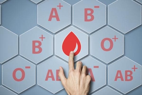A型血和B型血生的孩子是什么血型？会溶血吗