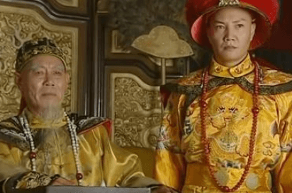 乾隆帝的幕后统治：太上皇与皇帝之间的权力游戏