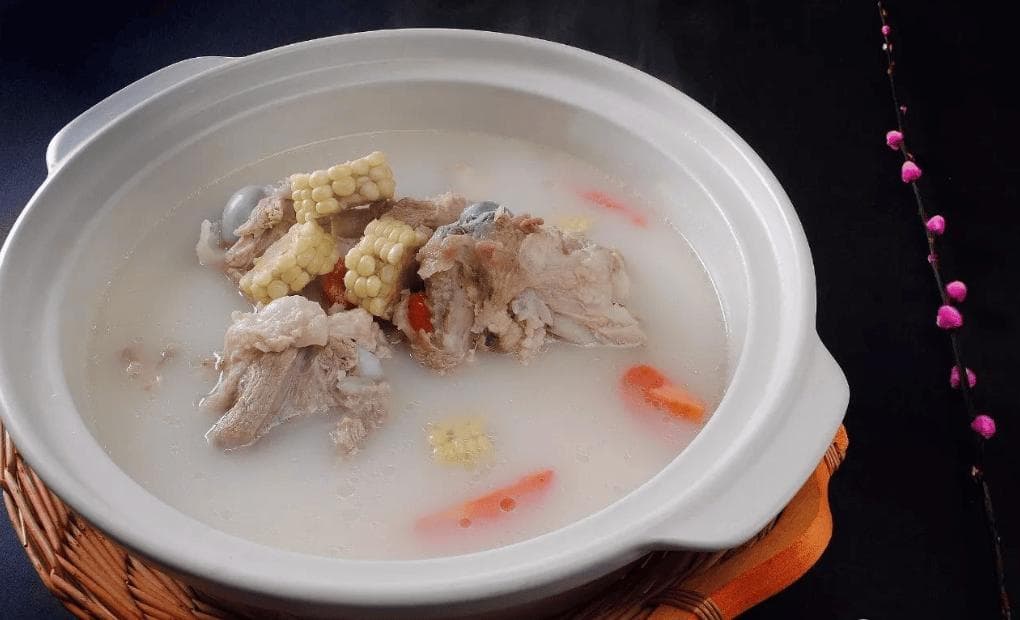 喝骨头汤究竟能不能补钙？