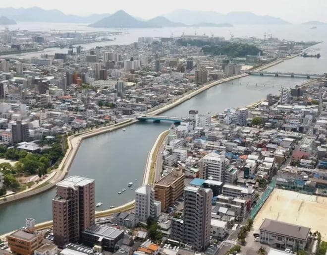 被美国轰炸79年后，日本的广岛和长崎如今怎样了？