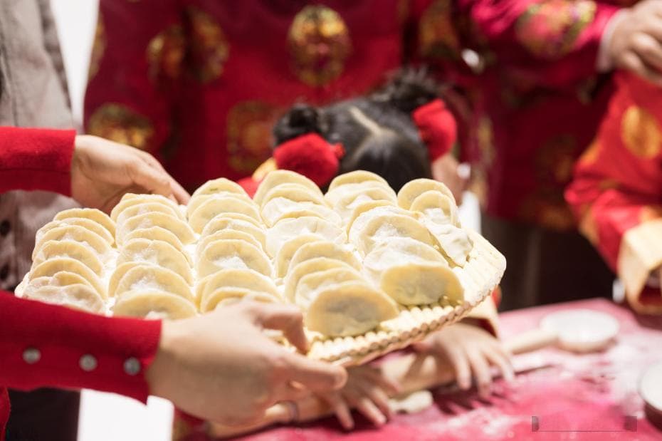 夫妻过年"各回各家，各找各妈"，你认同吗？