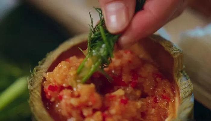 从《大地餐桌》看原生态美食