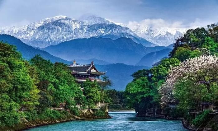 水上的公园城市：都江堰年供水76.4亿方，四川不息的“能量环”
