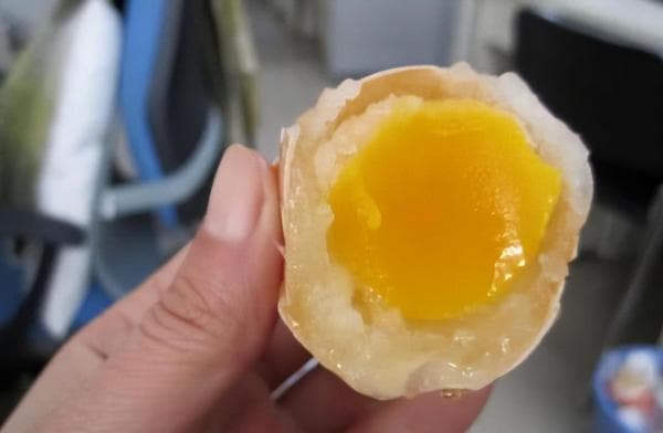 “人造假鸡蛋”已泛滥？告诉爸妈，这6种鸡蛋一定别再买了