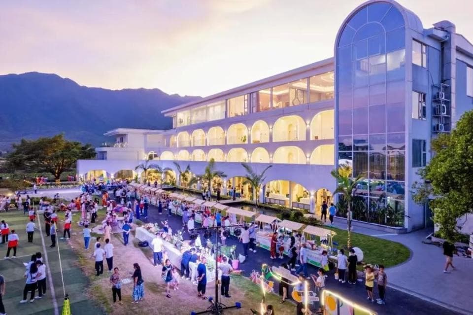 韶关乐昌：黄金柰李销售带动乡村旅游热度走高