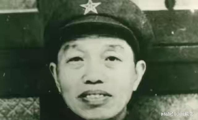 “阿庆嫂”智斗胡传魁，巧发信号助谭震林转移脱险