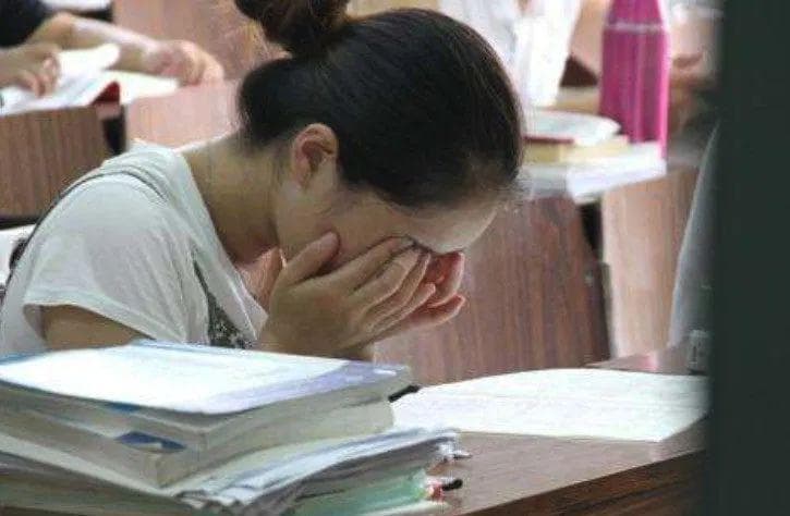 大学生情绪管理：问题分析与应对策略