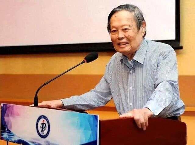 102岁杨振宁的“长寿秘诀”最核心的不是多运动喝水，而是主要4点